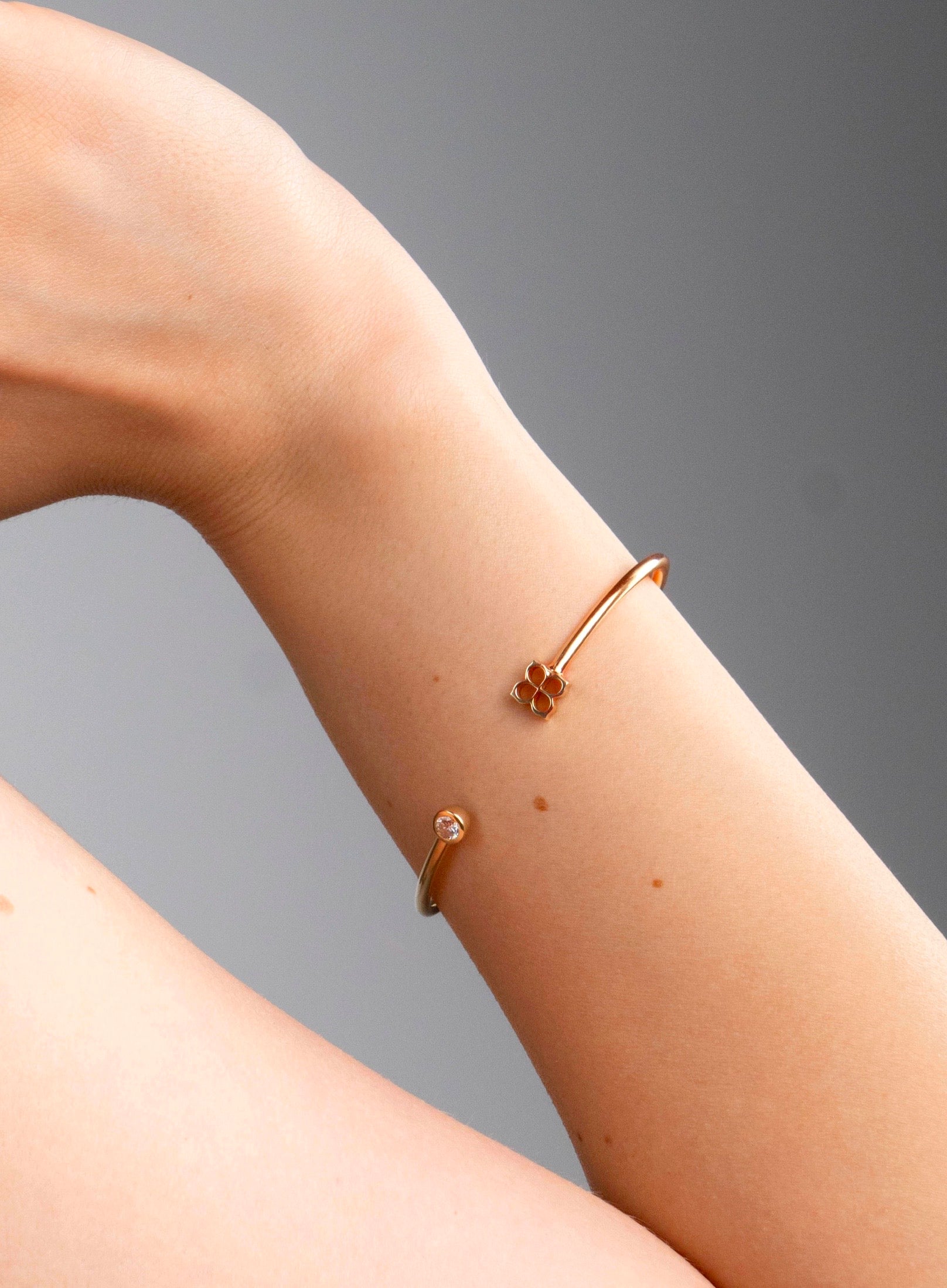 Brățară Lumière Rosée din Aur Roz 14K și Diamant Natural 0.30 Ct